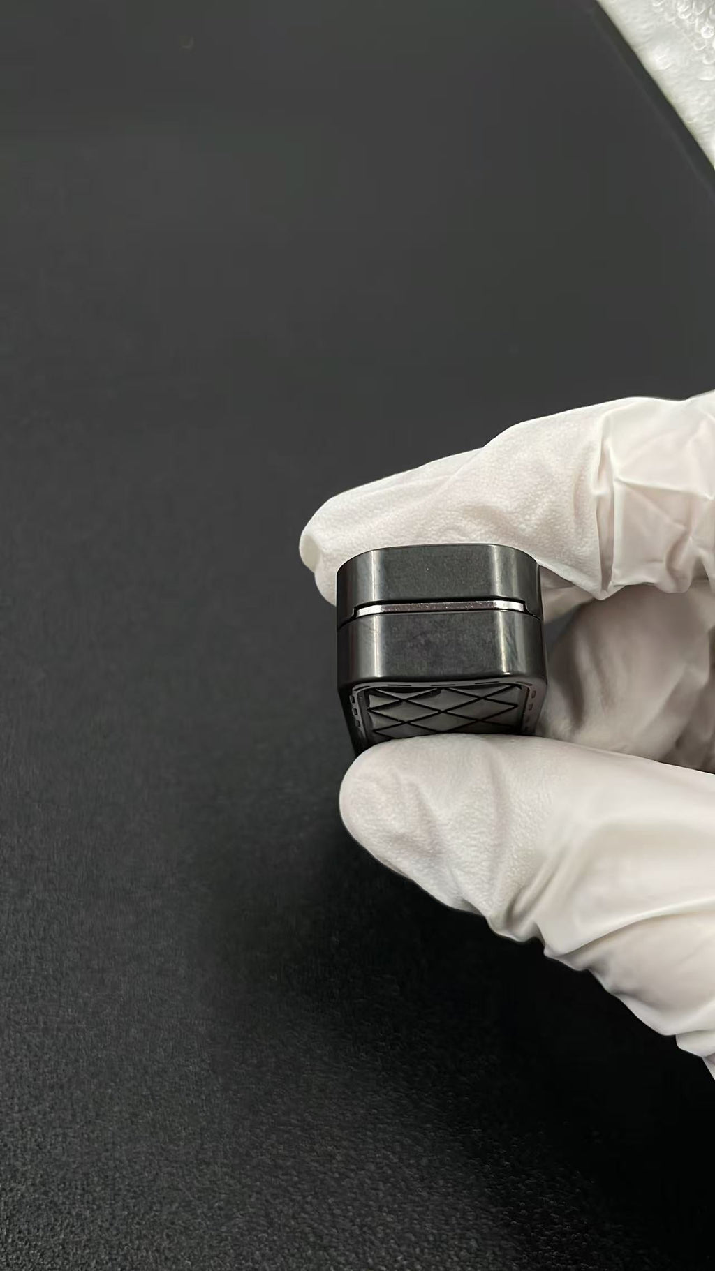 Feng Ling Zirconium