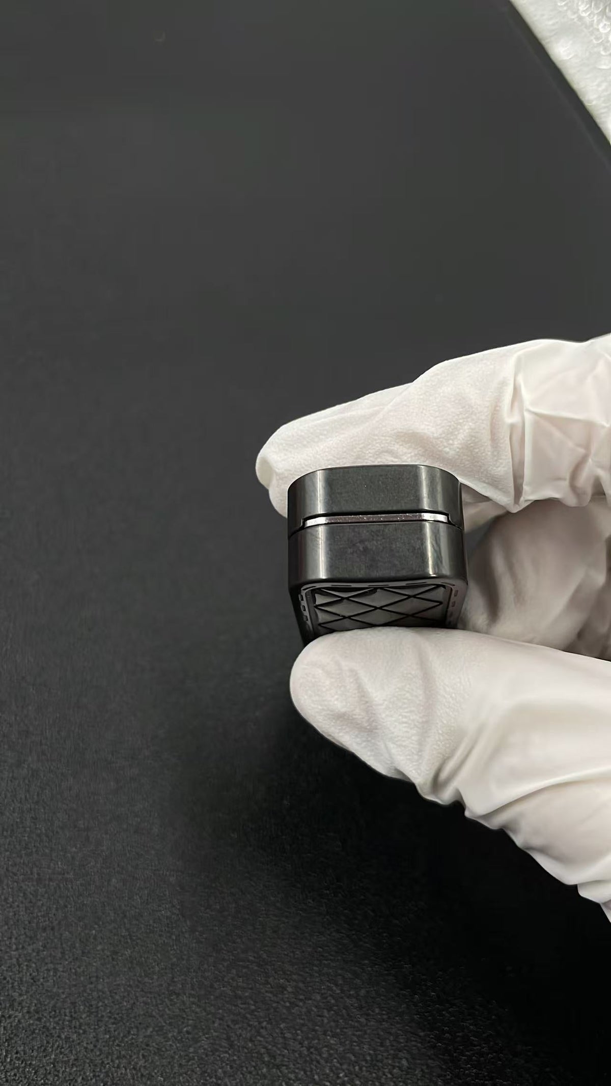 Feng Ling Zirconium