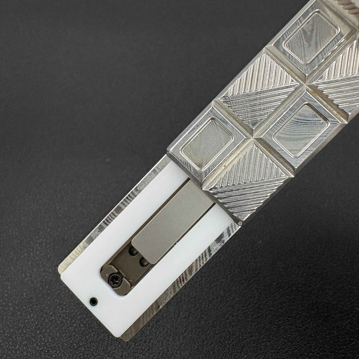 Ultra Thin Wafer Damasteel