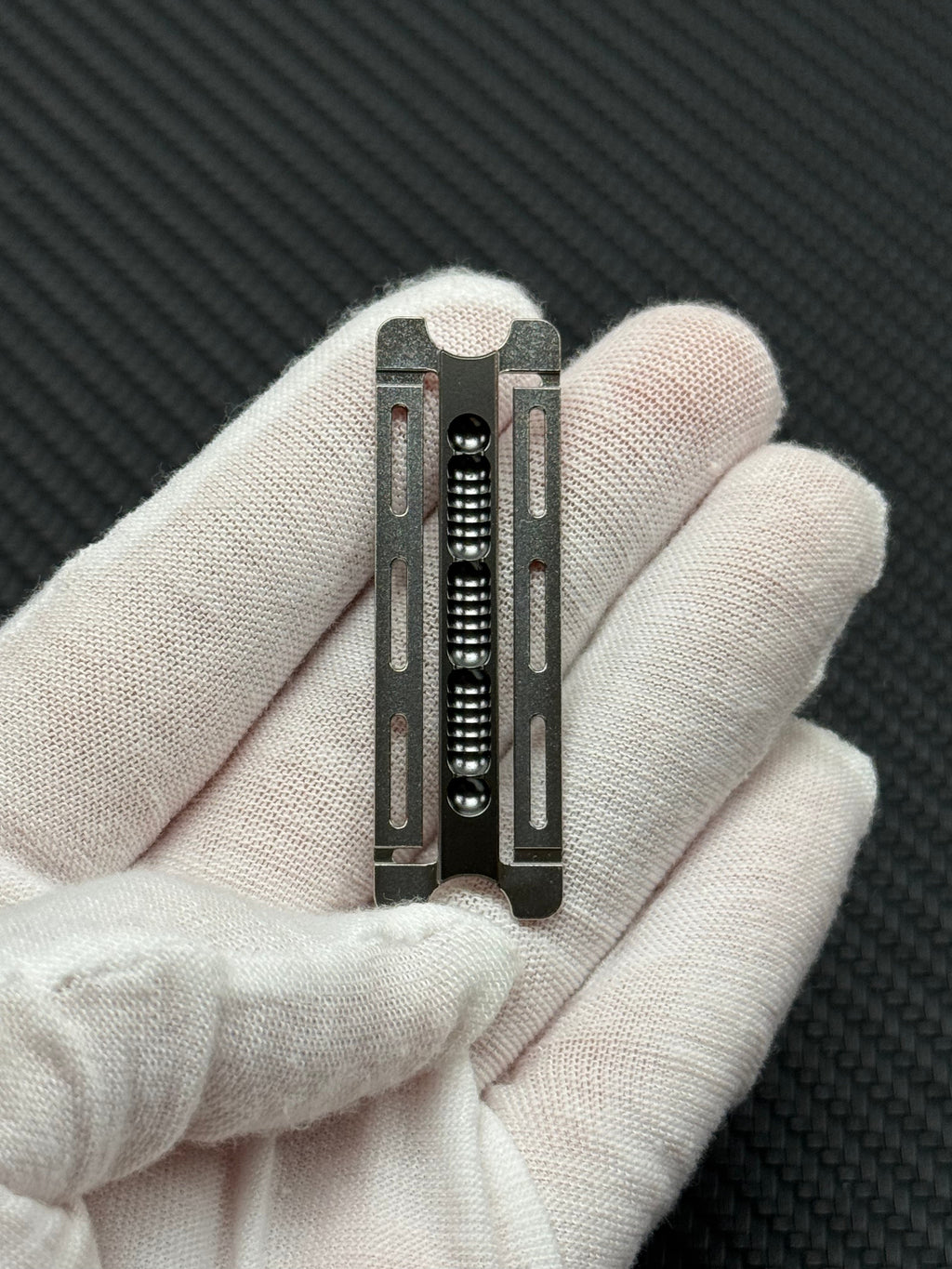 Feng Ling Zirconium Stonewashed Polished