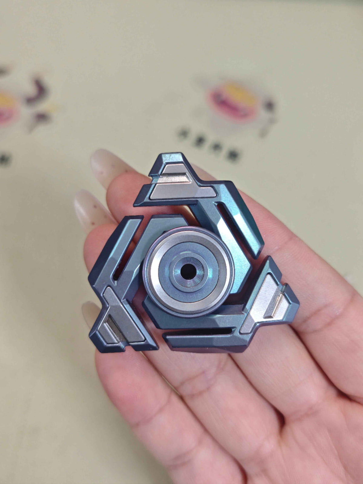 Ouroboros Titanium