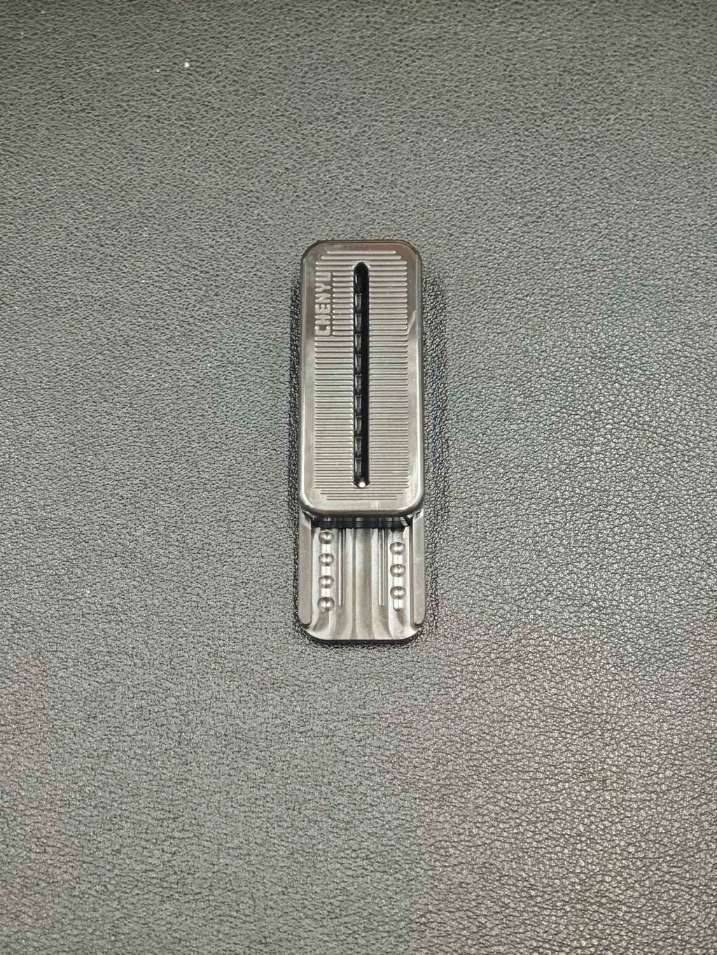SYNTONY Zirconium