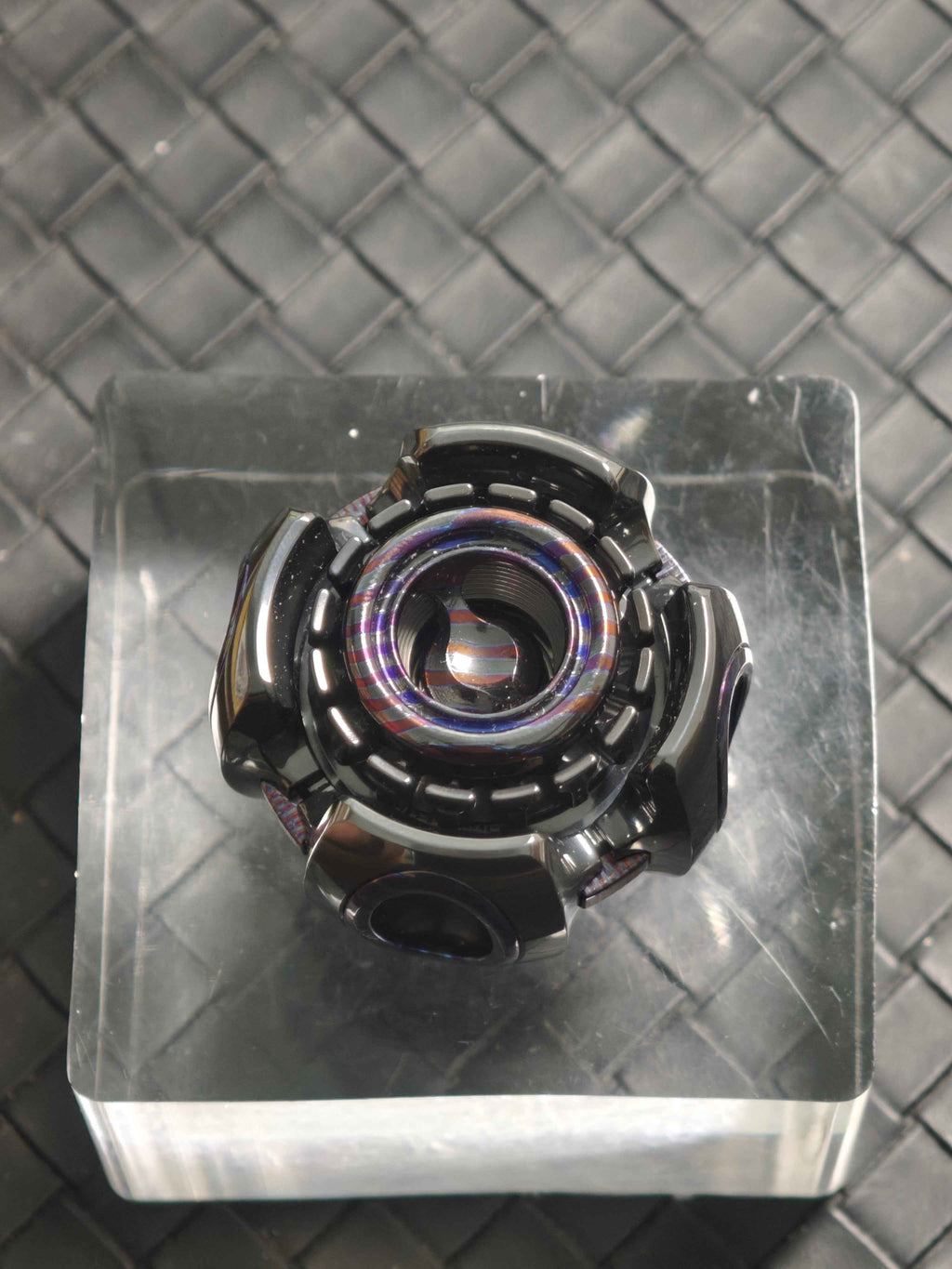 Noiz O Zircuti Zirconium