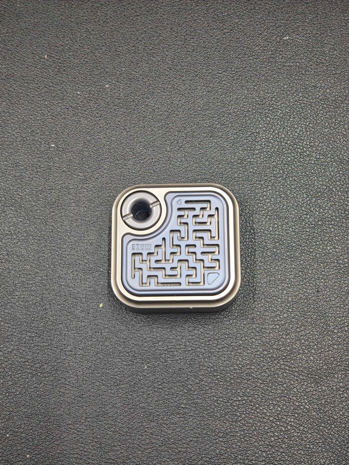 MAZE BLOCK Titanium