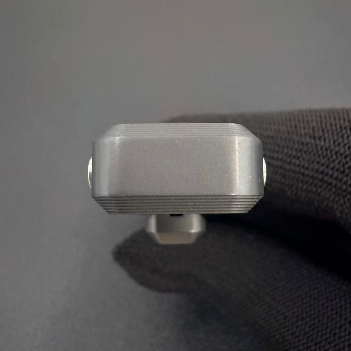 X Lock Zirconium