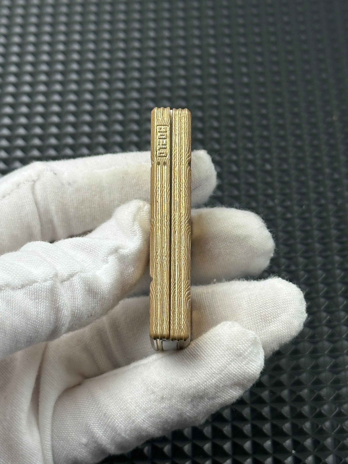 Wafer Chocolate Mokume