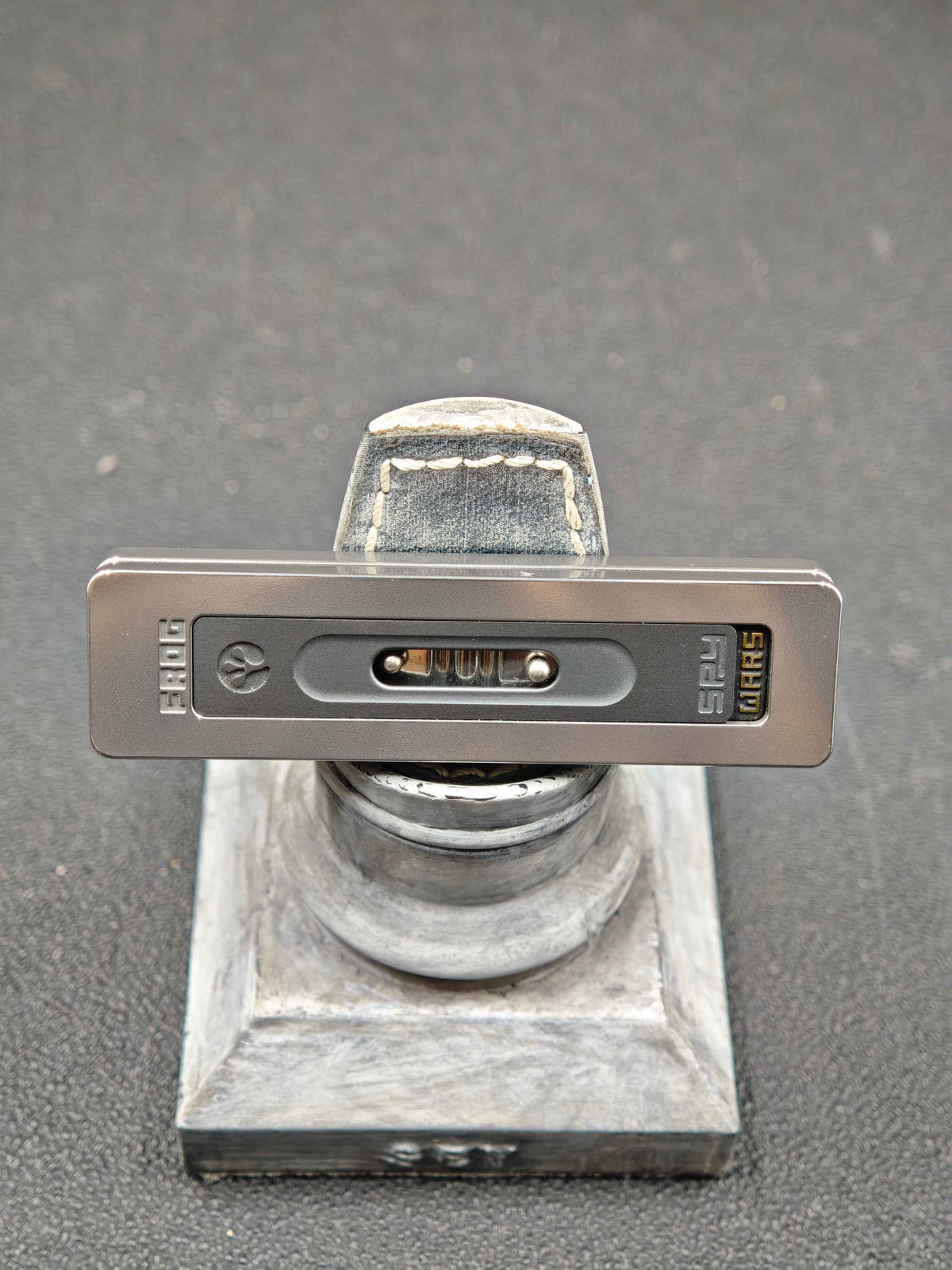 Frog Stainless Steel PEEK Zirconium