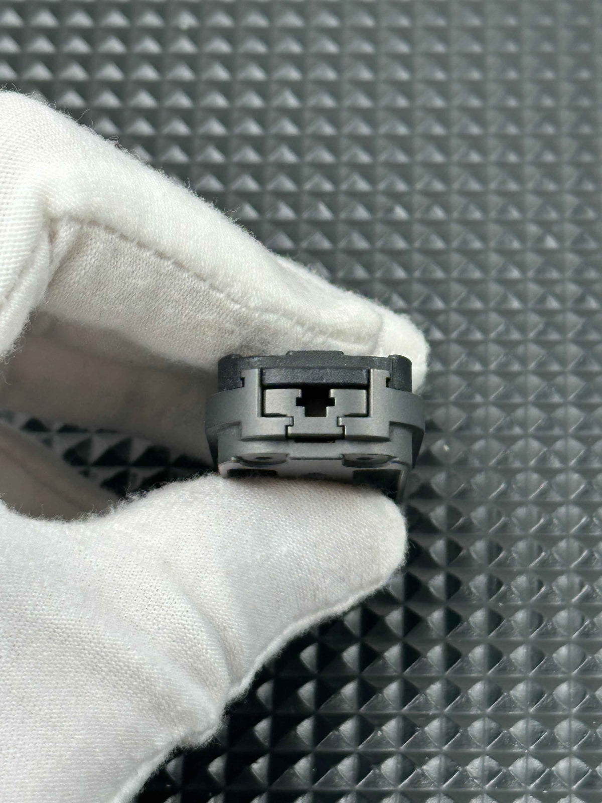 Ejector Core Zirconium