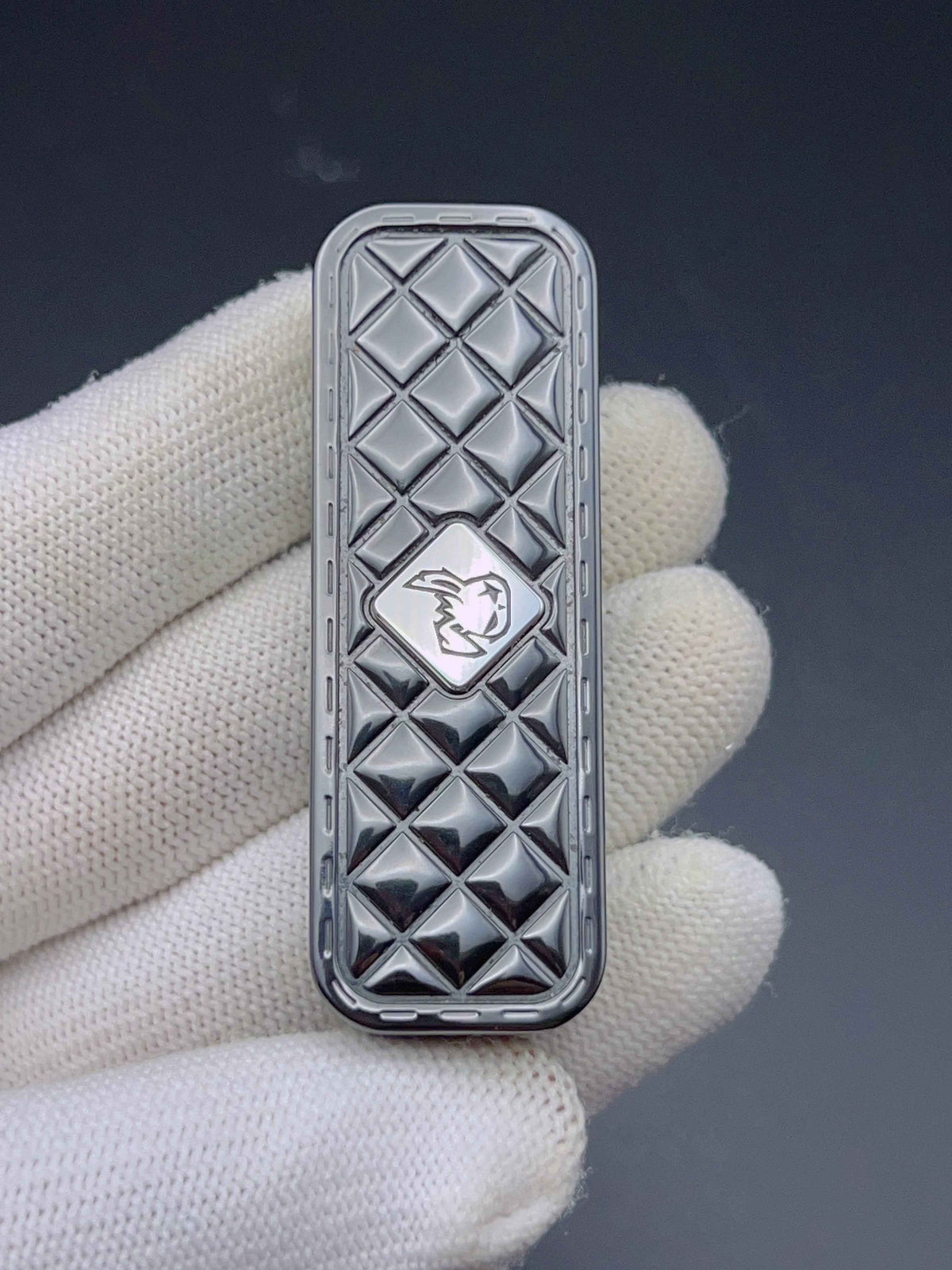 Feng Ling Zirconium
