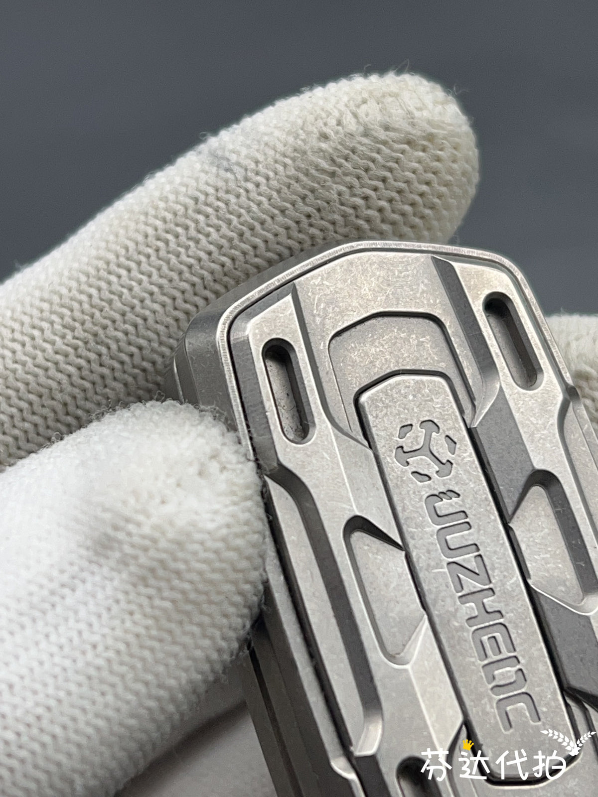 Gamut Titanium