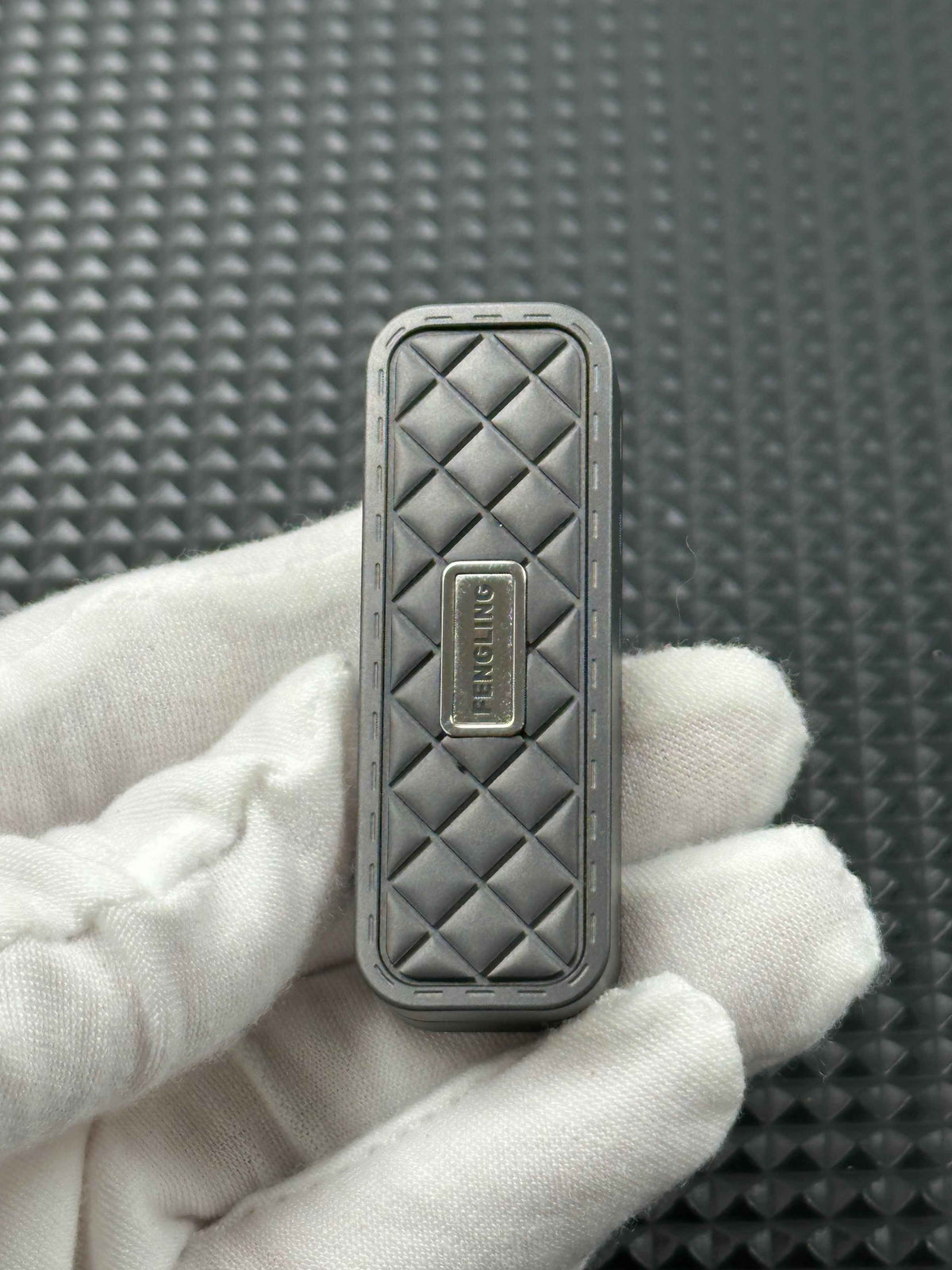 Feng Ling Zirconium