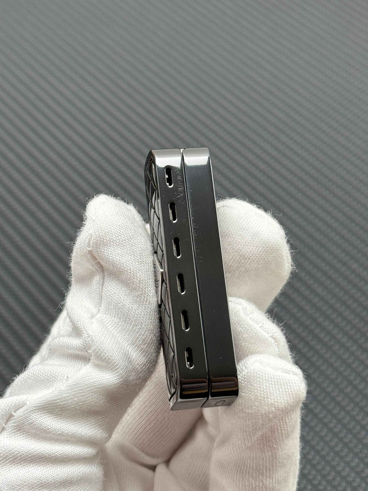 Feng Ling Zirconium Stonewashed Polished