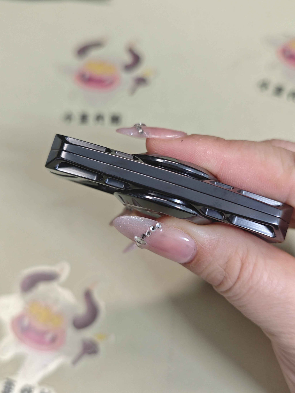Ling Yin Zirconium