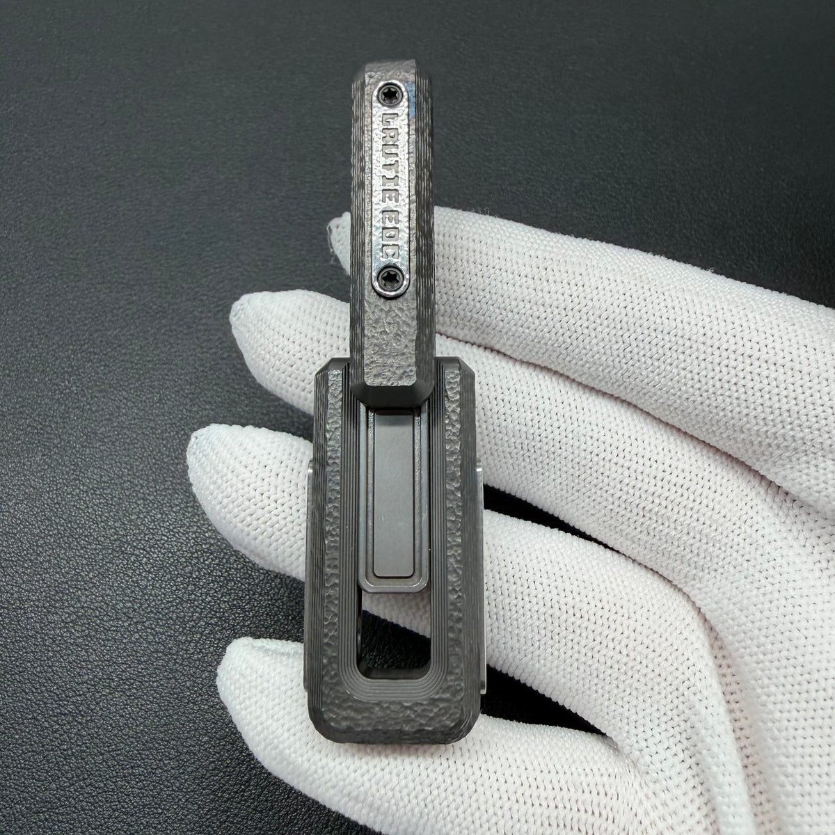 X Lock Zirconium Stone Textured Engraved