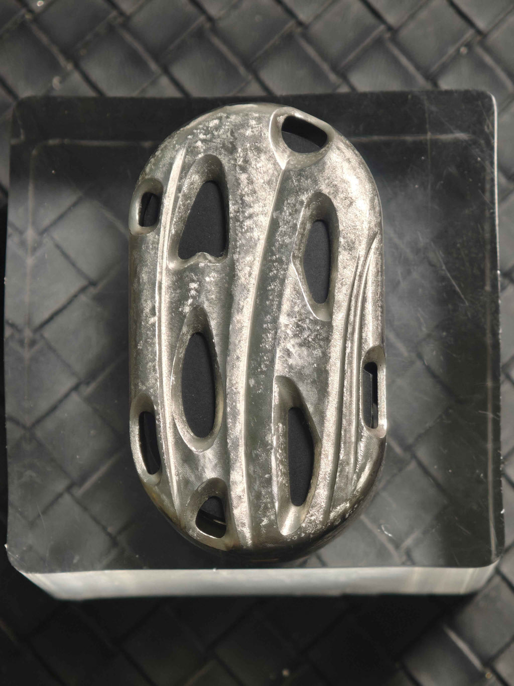 Lag Stainless Steel
