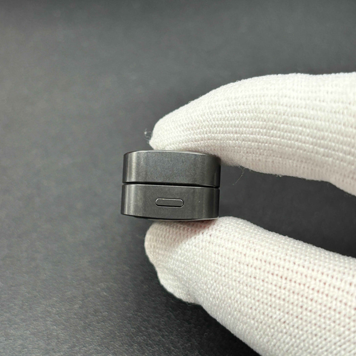 Feng Ling Zirconium