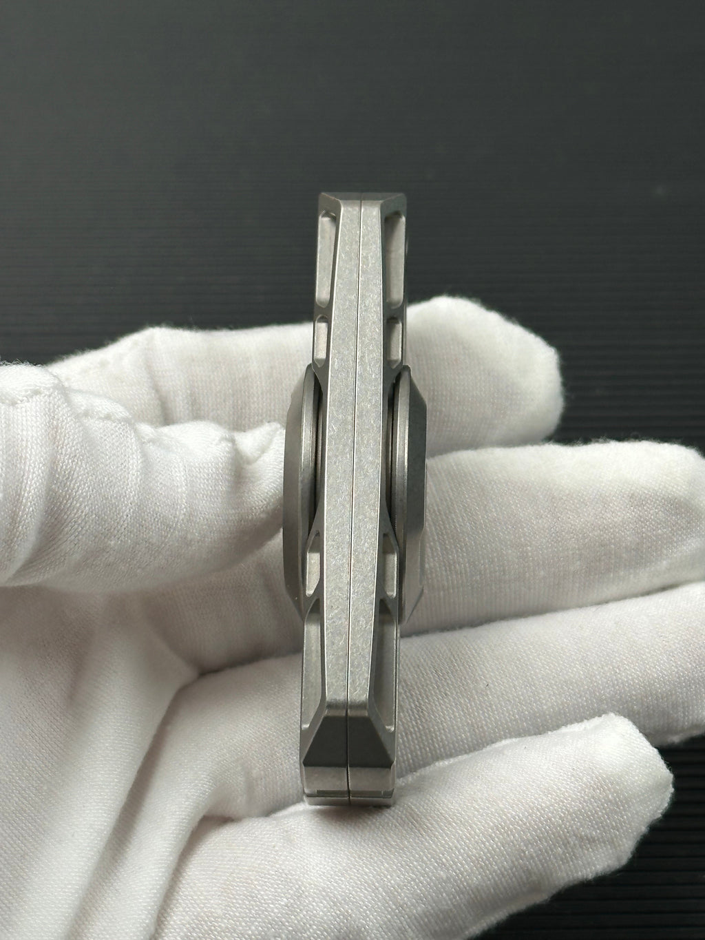 Ling Yin Titanium
