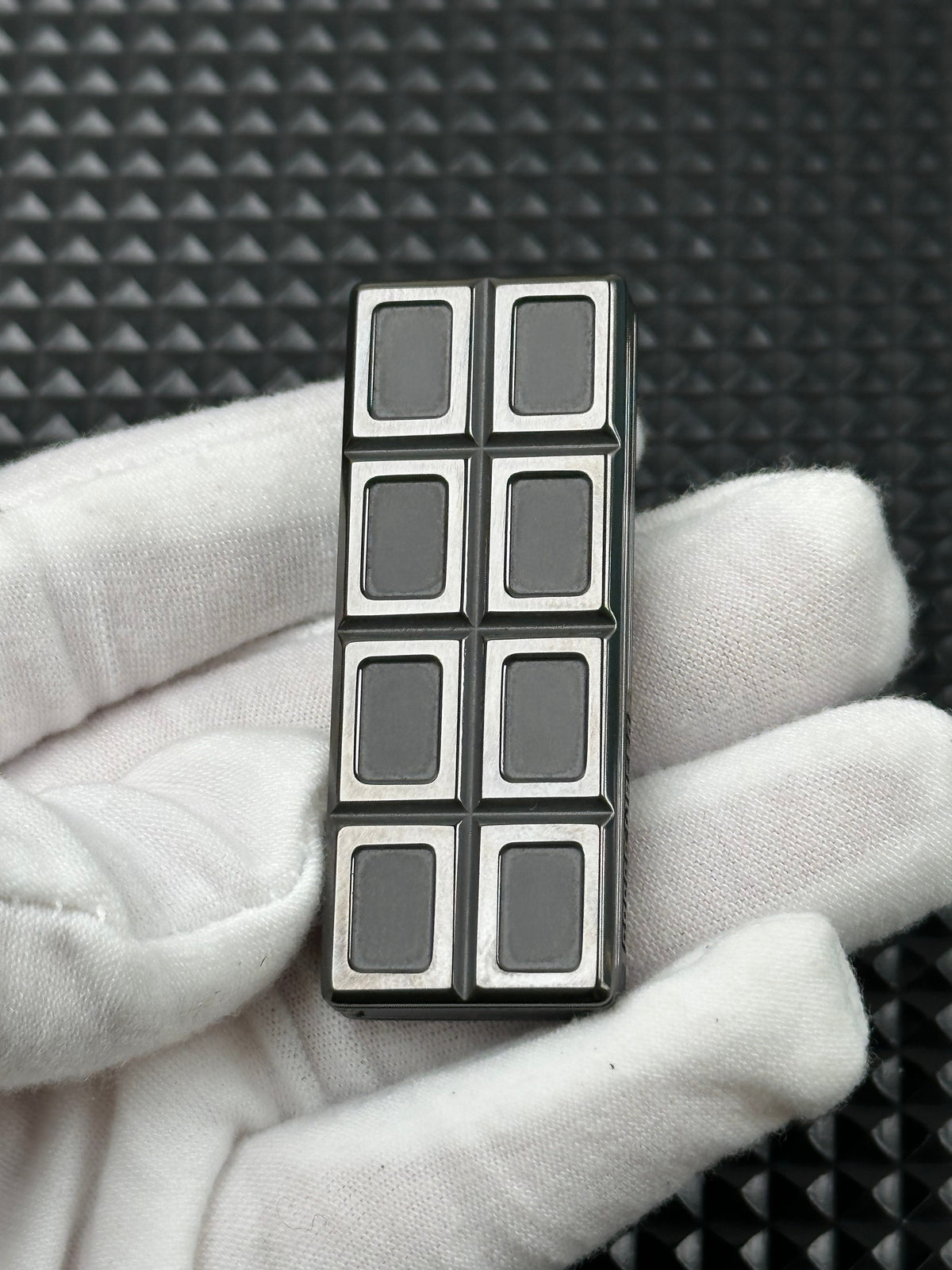 Ultra Thin Wafer Zirconium Polished