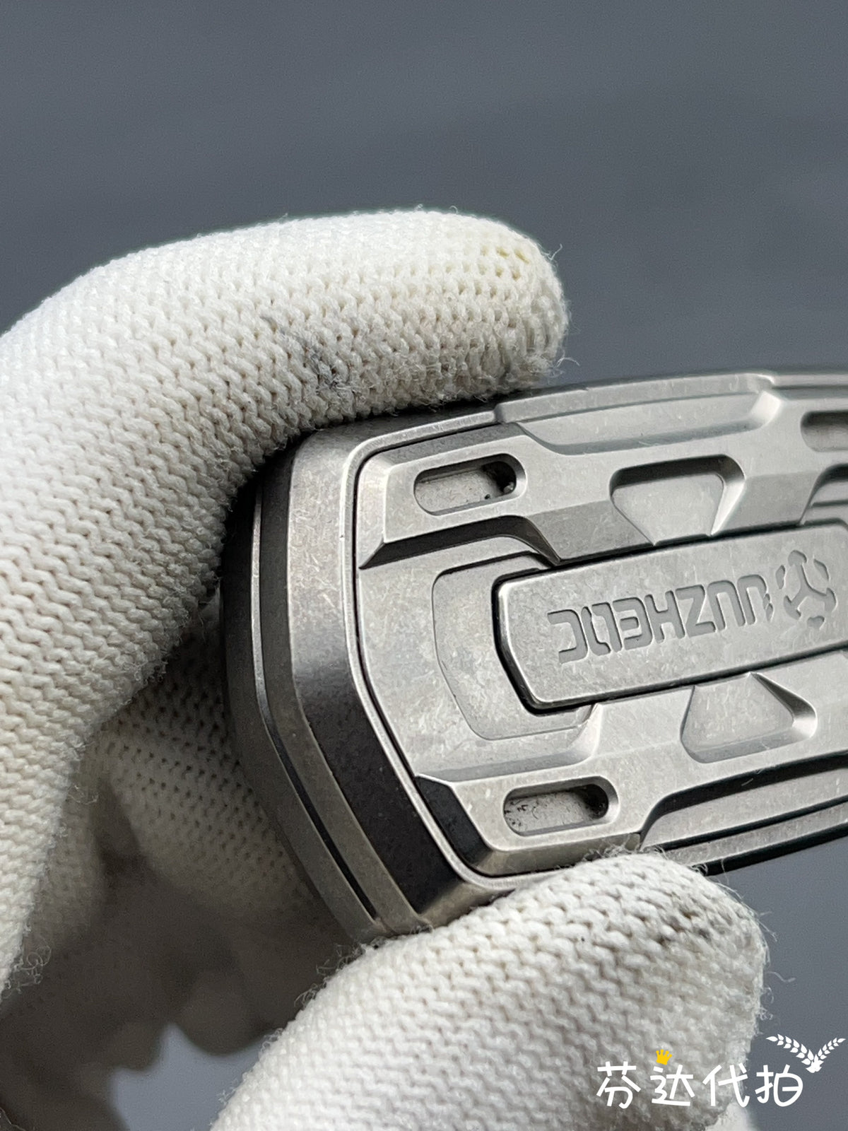 Gamut Titanium