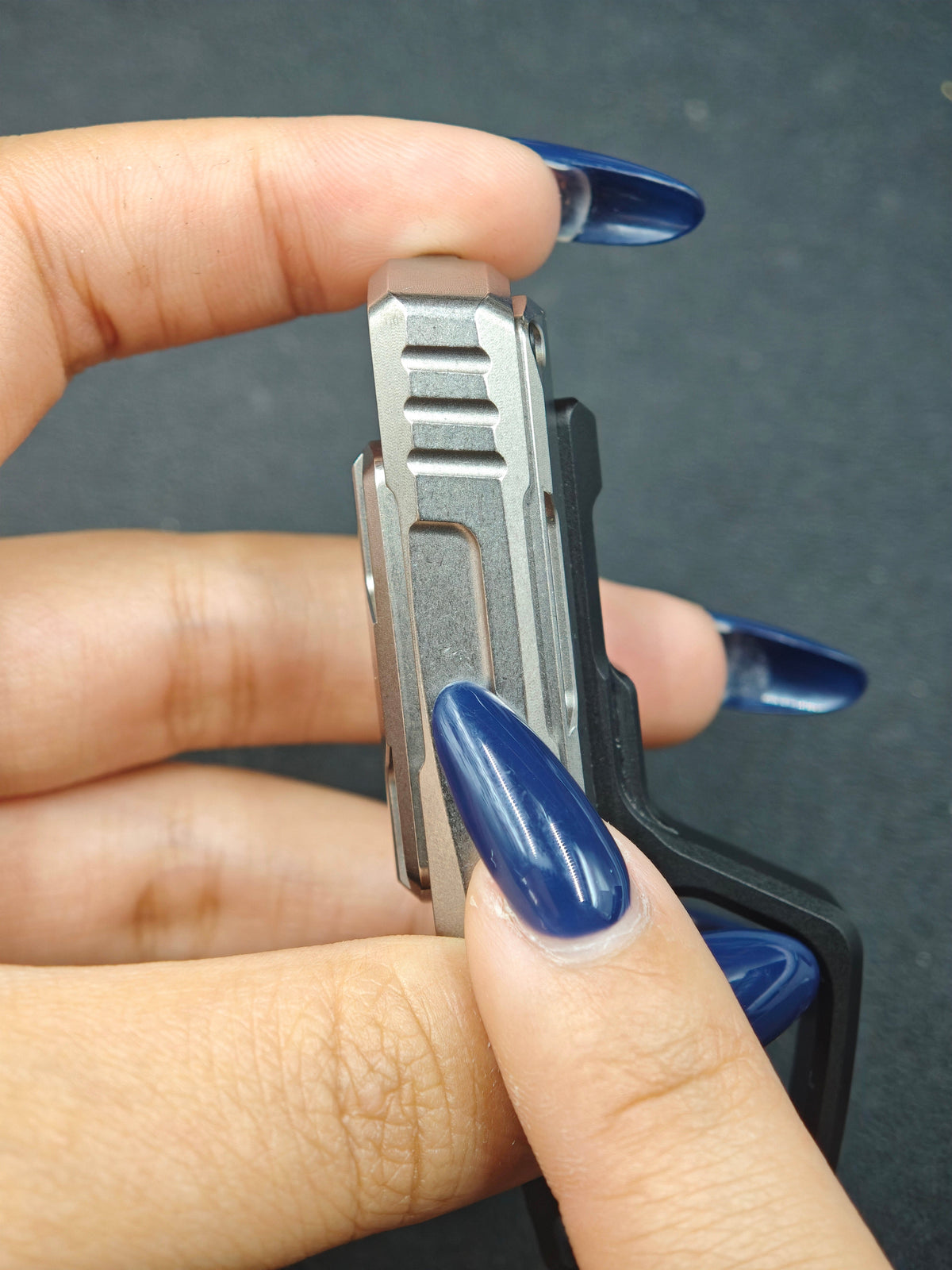 Thousand machines Titanium Stonewashed