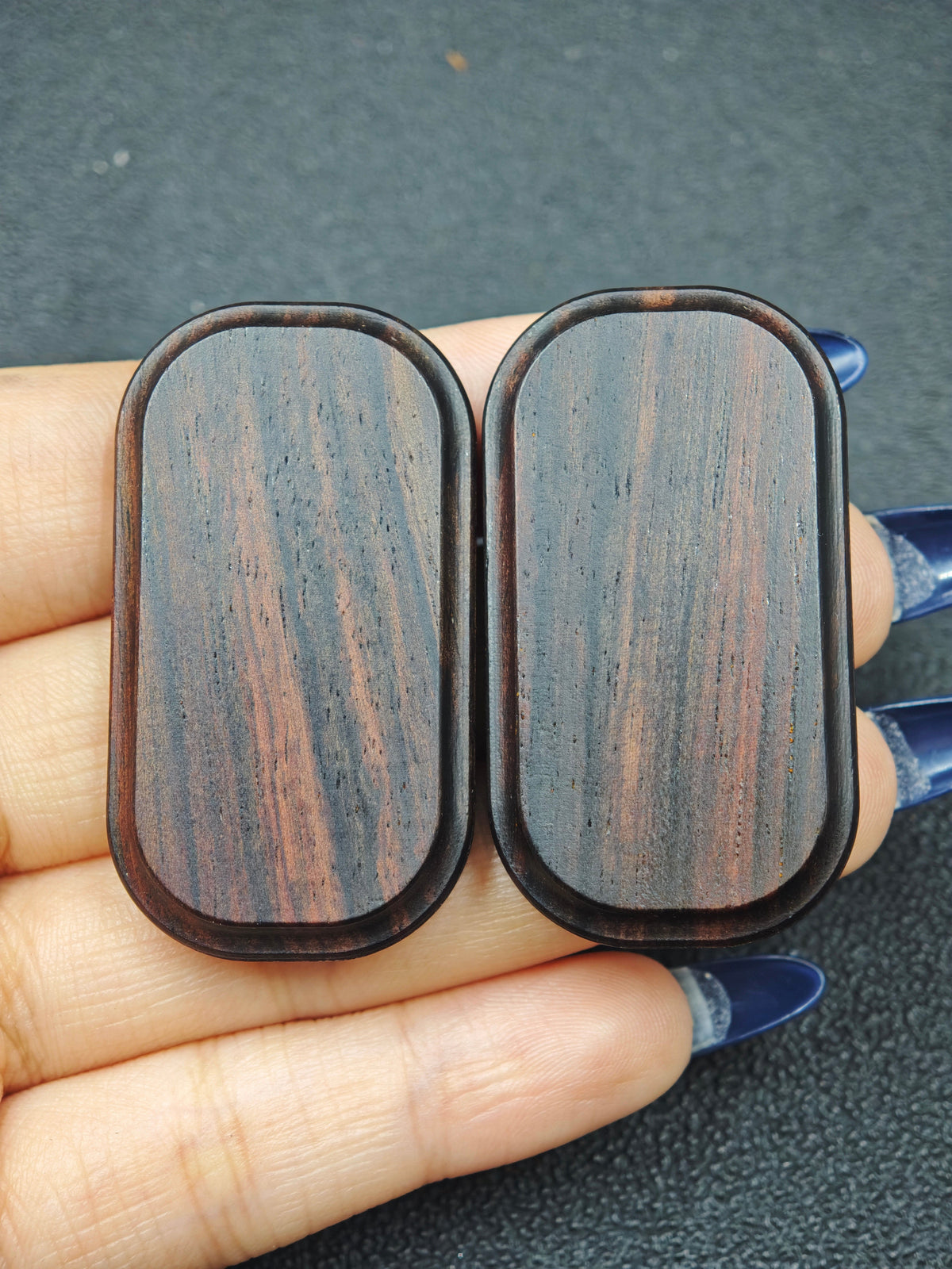 No.11 Shell Redwood