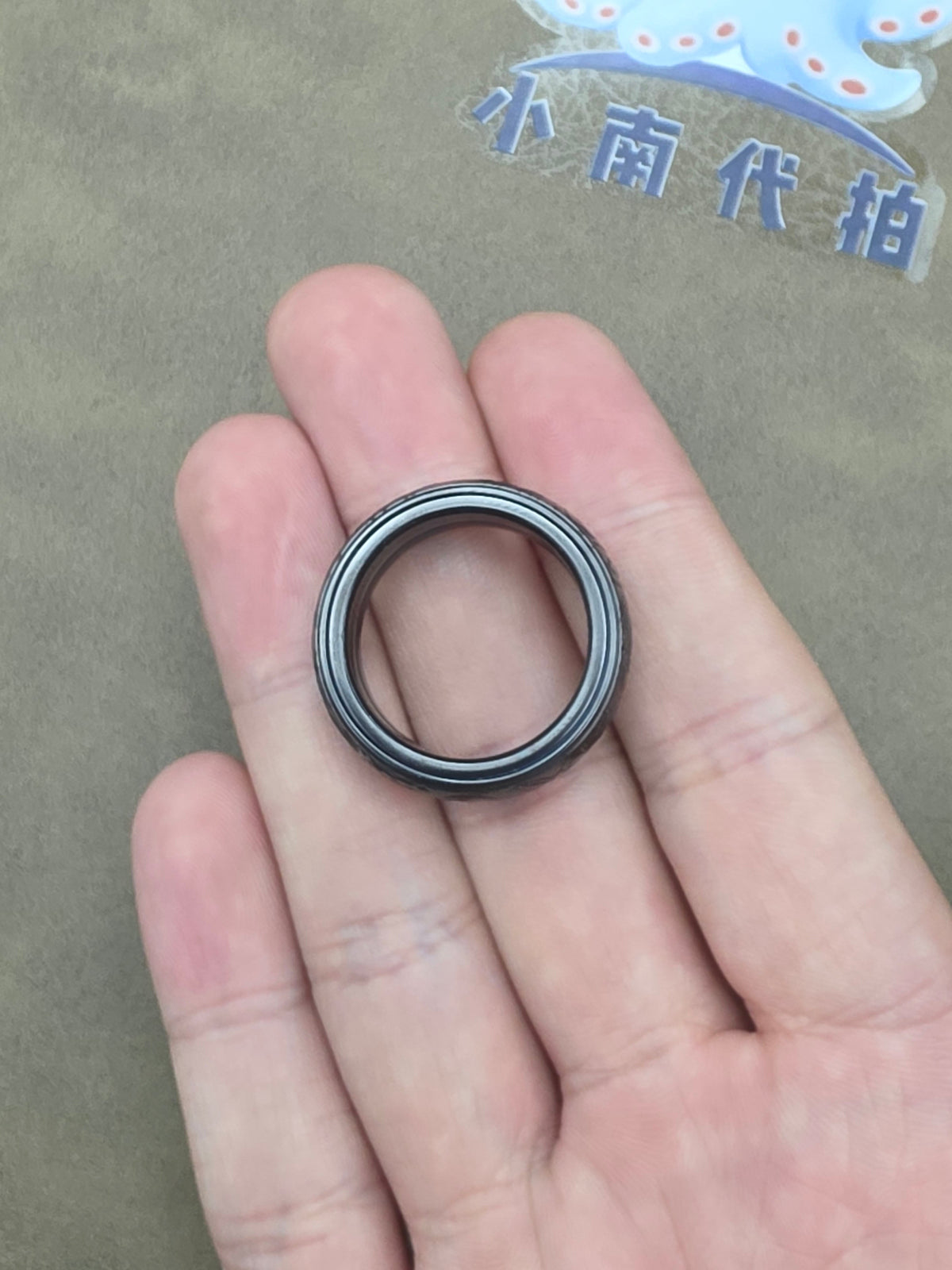 Pig Ratchet Zirconium